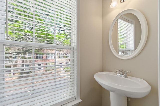 630 Pecan Knoll Drive 13, Marietta, GA 30008