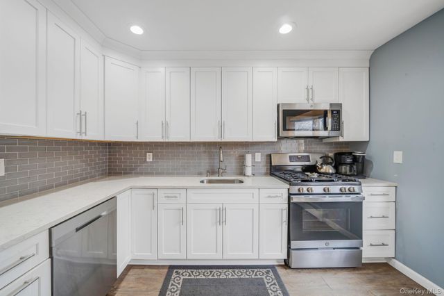 12 Stewart Circle, Centereach, NY 11720