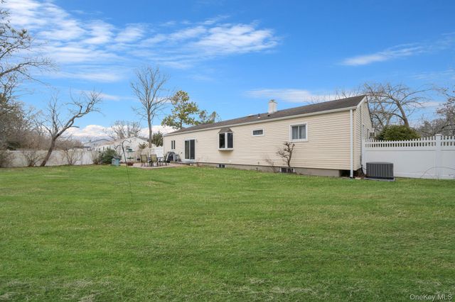 12 Stewart Circle, Centereach, NY 11720