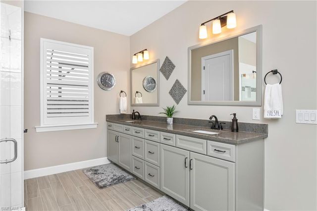 17592 Kinzie LN, Estero, FL 33928