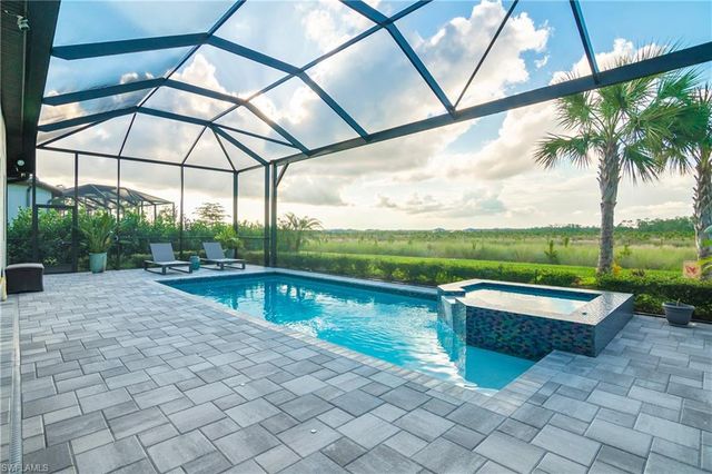 17592 Kinzie LN, Estero, FL 33928