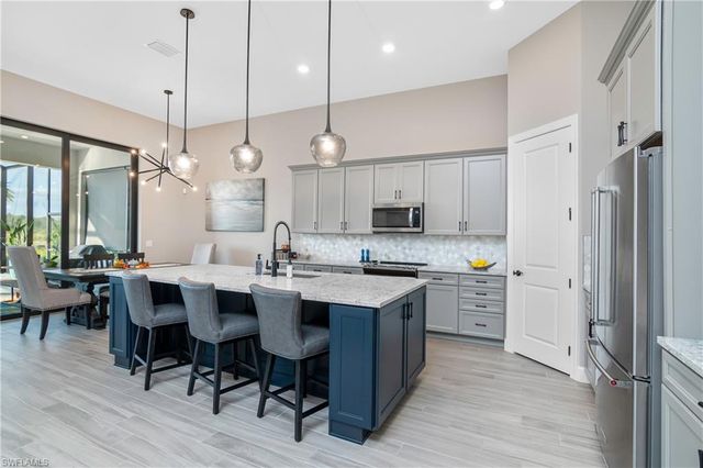 17592 Kinzie LN, Estero, FL 33928
