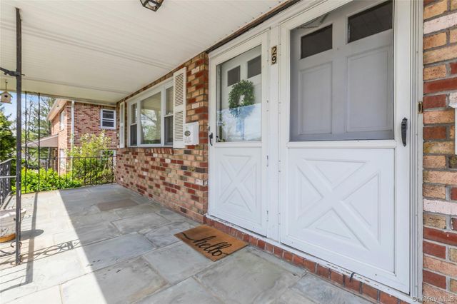 29 Butler Street 1, Glen Cove, NY 11542