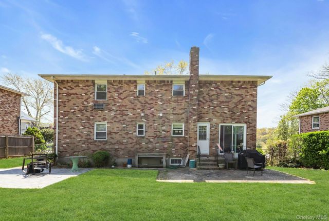 29 Butler Street 1, Glen Cove, NY 11542