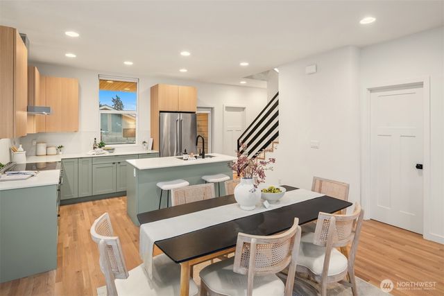 7714 30th Avenue NW, Seattle, WA 98117