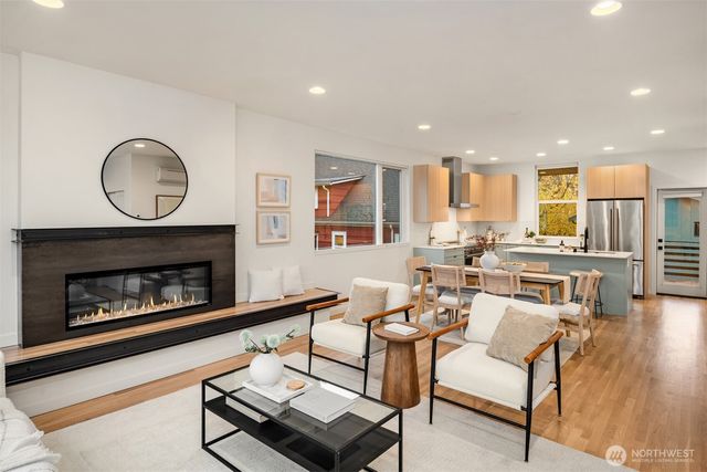 7714 30th Avenue NW, Seattle, WA 98117