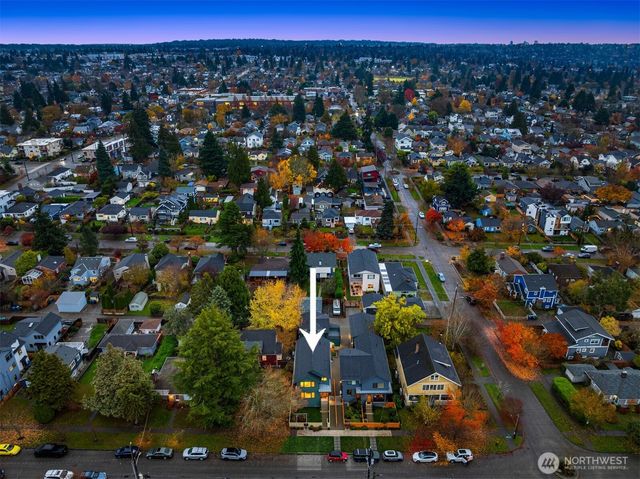 7714 30th Avenue NW, Seattle, WA 98117