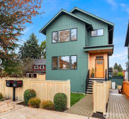 7714 30th Avenue NW, Seattle, WA 98117