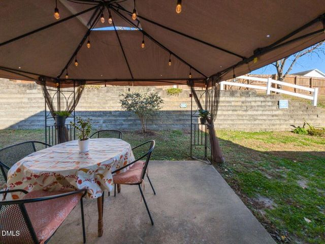 1773 Whitbrook Court, Fuquay Varina, NC 27526