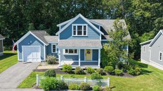 28 Follinsbee Ln 28, West Newbury, MA 01985
