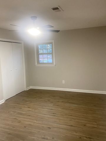 1826 Woodhollow Drive, Columbus, GA 31907
