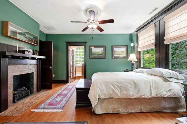 1600 Rugby Road, Huntington, WV 25705