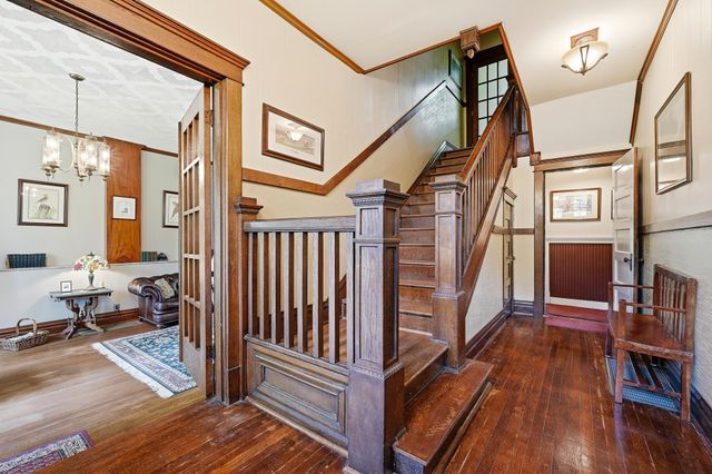 1600 Rugby Road, Huntington, WV 25705