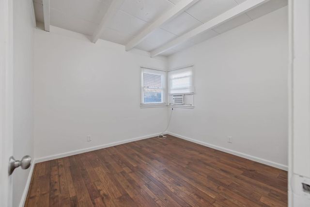 1138 W Lansing Way, Fresno, CA 93705