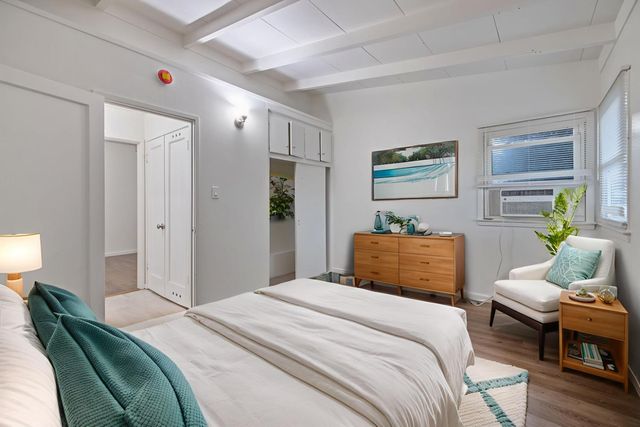 1138 W Lansing Way, Fresno, CA 93705