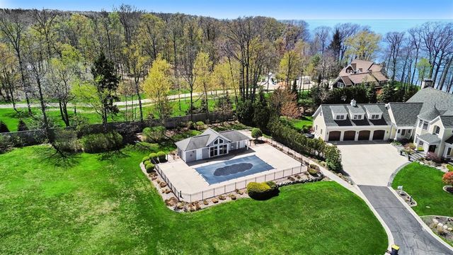 7259 Beverly Drive, South Haven, MI 49090