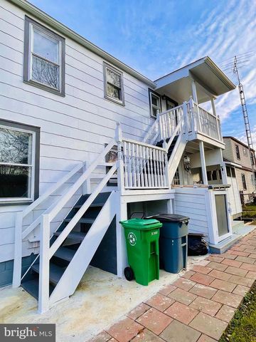 302 S SPRING GARDEN ST, Carlisle, PA 17013