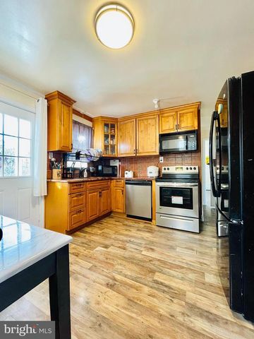 302 S SPRING GARDEN ST, Carlisle, PA 17013