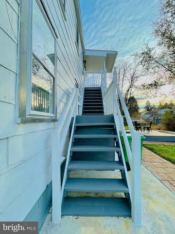 302 S SPRING GARDEN ST, Carlisle, PA 17013