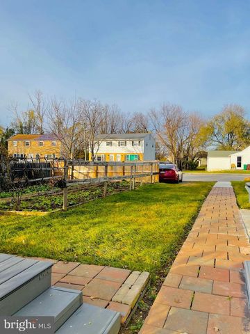 302 S SPRING GARDEN ST, Carlisle, PA 17013