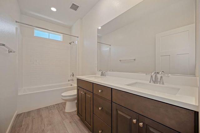3013 Mohawk Way, Roseville, CA 95747