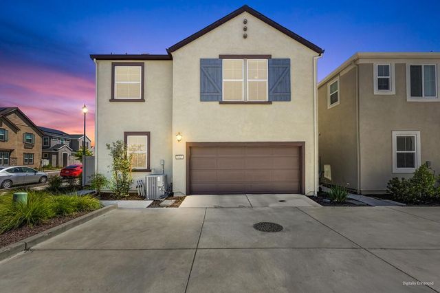 3013 Mohawk Way, Roseville, CA 95747