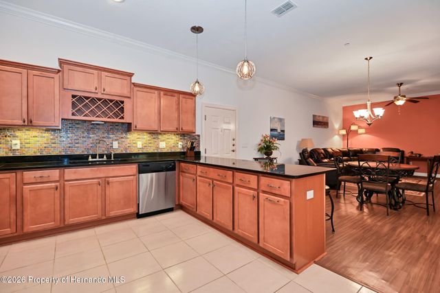 7990 Southern Pines Drive, Brooksville, FL 34601