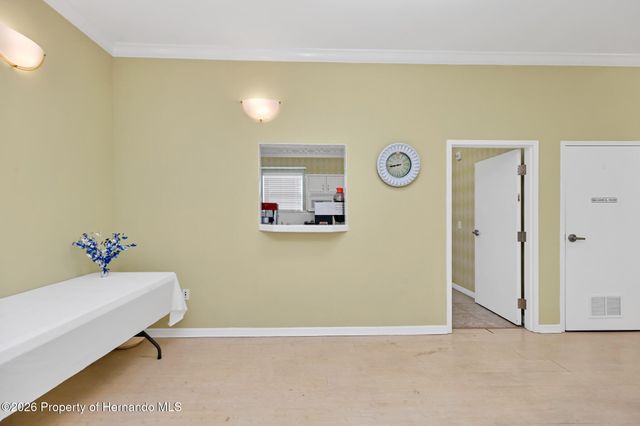 7990 Southern Pines Drive, Brooksville, FL 34601