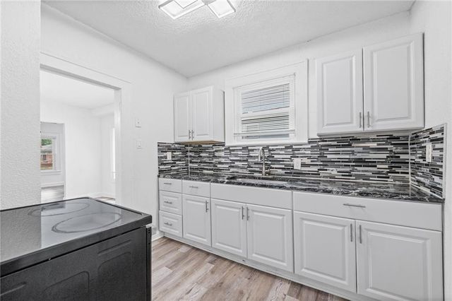 1831 E 68th Street, Kansas City, MO 64132