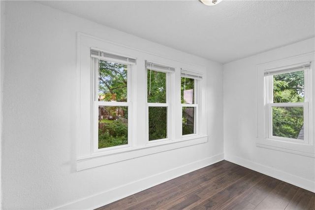 1831 E 68th Street, Kansas City, MO 64132