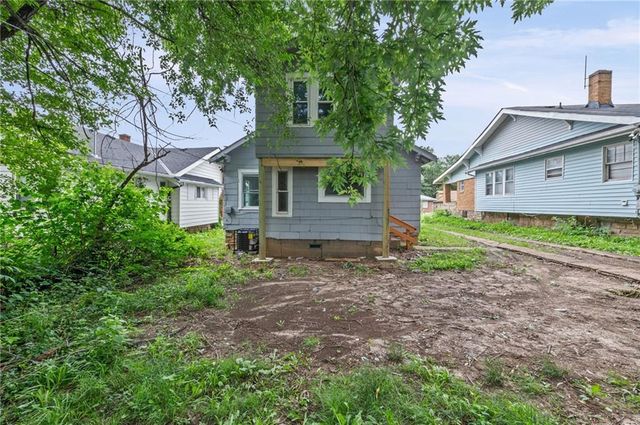 1831 E 68th Street, Kansas City, MO 64132