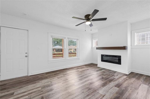 1831 E 68th Street, Kansas City, MO 64132