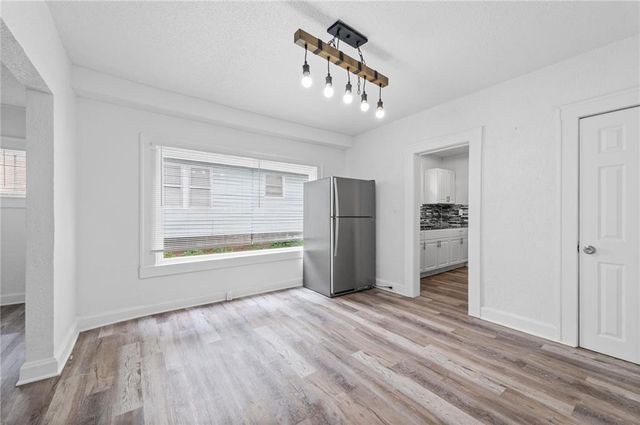 1831 E 68th Street, Kansas City, MO 64132