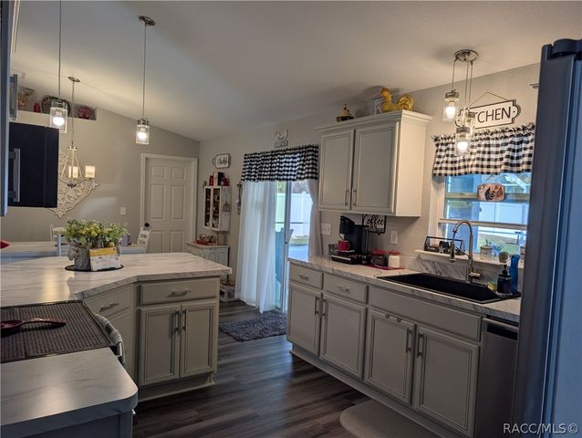 3131 W Randolph Lane, Citrus Springs, FL 34433