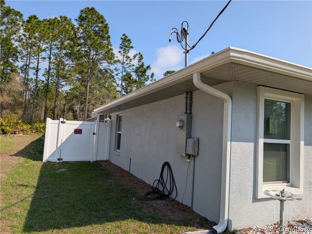 3131 W Randolph Lane, Citrus Springs, FL 34433