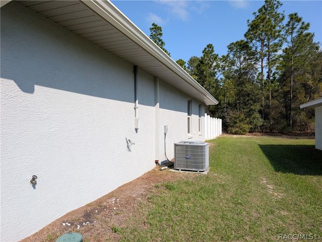 3131 W Randolph Lane, Citrus Springs, FL 34433