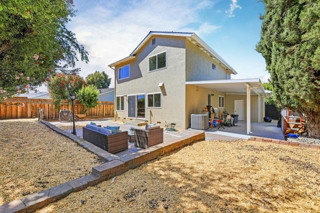 569 Gaundabert Lane, San Jose, CA 95136