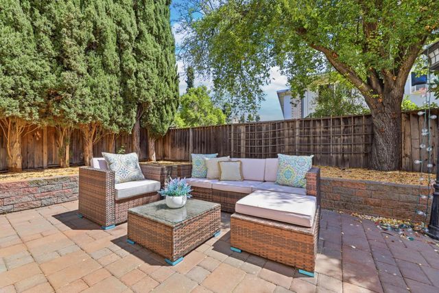 569 Gaundabert Lane, San Jose, CA 95136