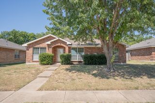 183 Rolling Court, Lancaster, TX 75146