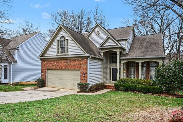 5805 Swanston Drive, Charlotte, NC 28269