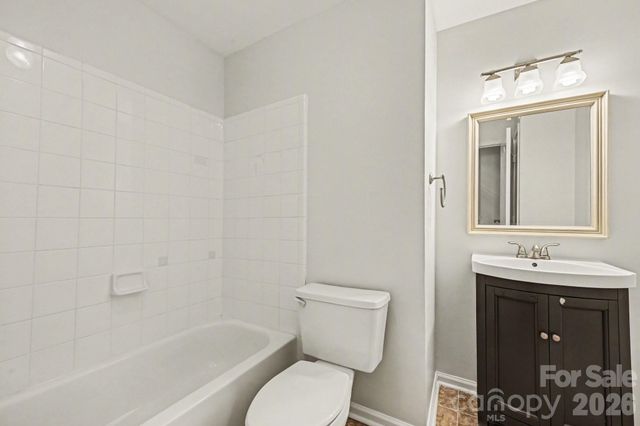 5805 Swanston Drive, Charlotte, NC 28269