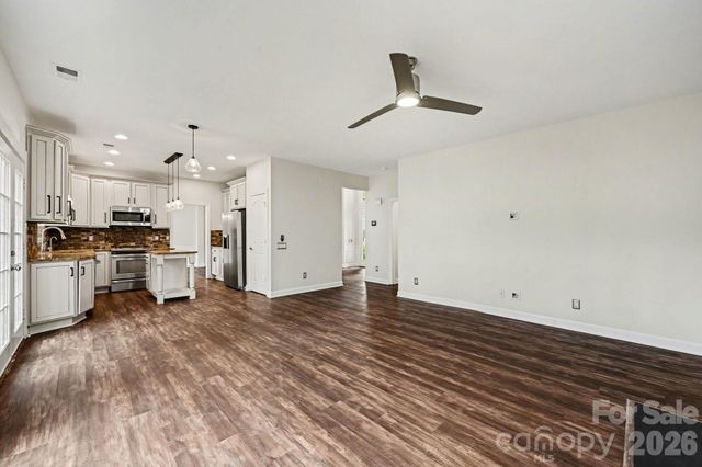 5805 Swanston Drive, Charlotte, NC 28269