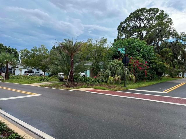 6445 RIVER ROAD, New Port Richey, FL 34652