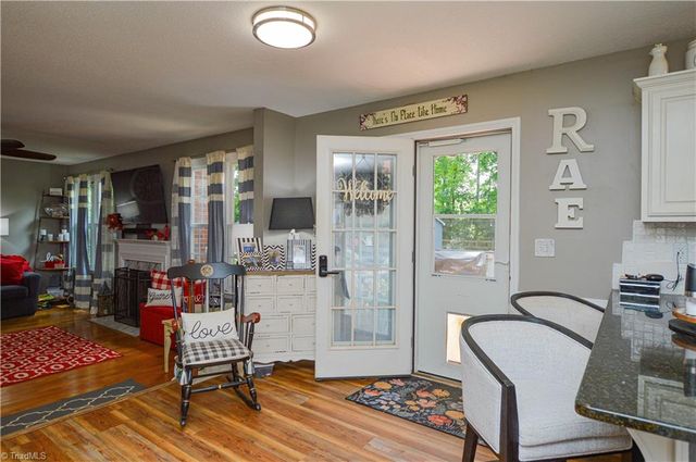 2186 Benwicke Drive, Pfafftown, NC 27040