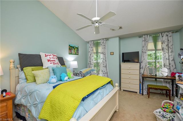 2186 Benwicke Drive, Pfafftown, NC 27040
