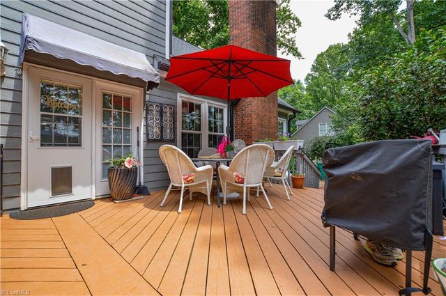 2186 Benwicke Drive, Pfafftown, NC 27040