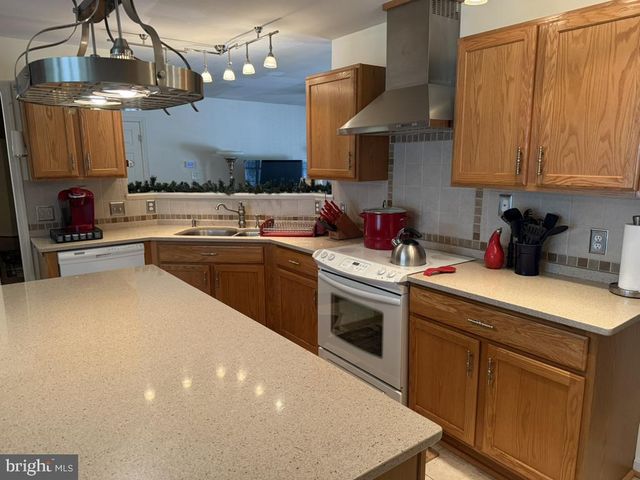801 MITCHELL POINT RD, Mineral, VA 23117