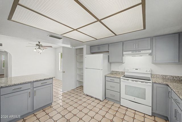 17213 N 35TH Drive, Glendale, AZ 85308