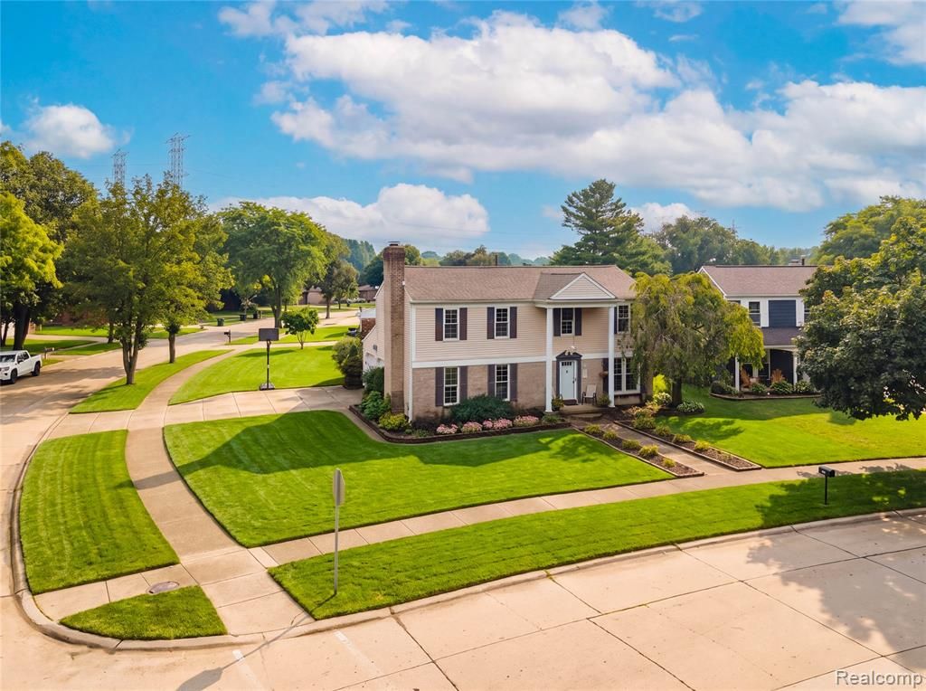 41764 Tetley Drive, Sterling Heights, MI 48313