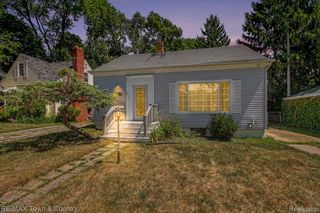 1115 E Vernon Drive, Flint, MI 48503